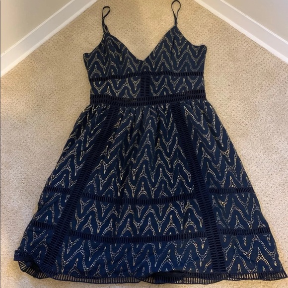 NBD woman’s sundress - Picture 1 of 7